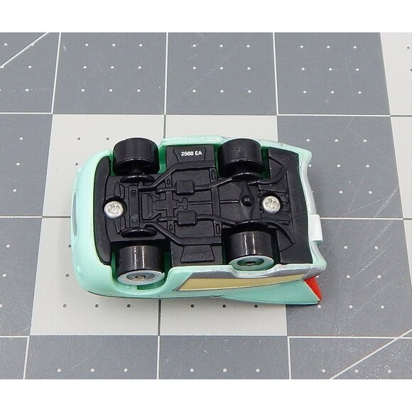 Disney Pixar Cars 2 Flo The Show Car Mini 2 Inch Model Turquoise - Picture 6 of 7
